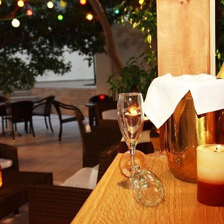 Nancy Hotel Херсонисос Екстериор снимка