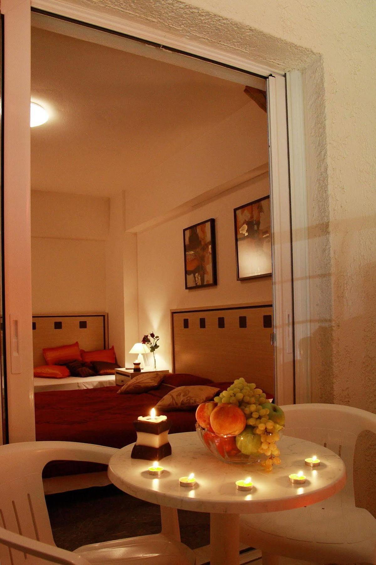 Nancy Hotel Херсонисос Екстериор снимка