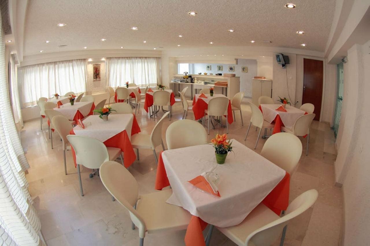 Nancy Hotel Херсонисос Екстериор снимка
